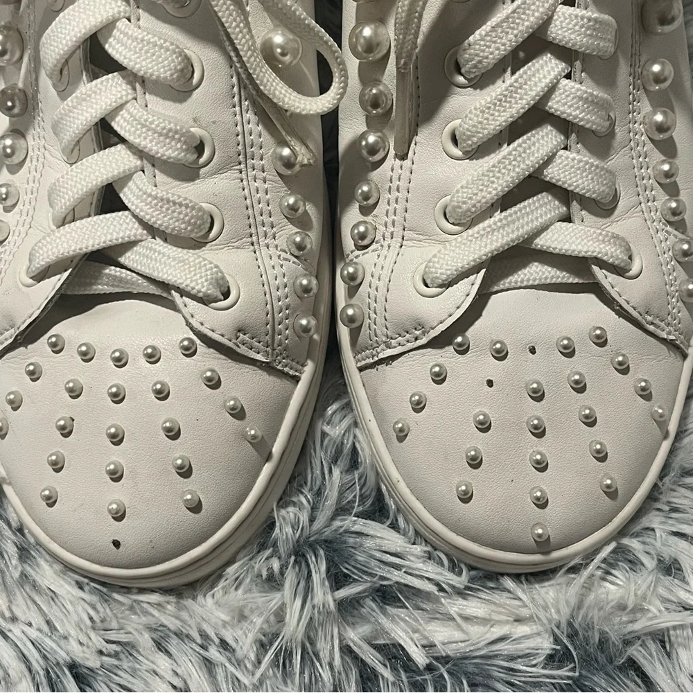 Stuart Weitzman, Goldie Convertible Sneaker - Size 9.5